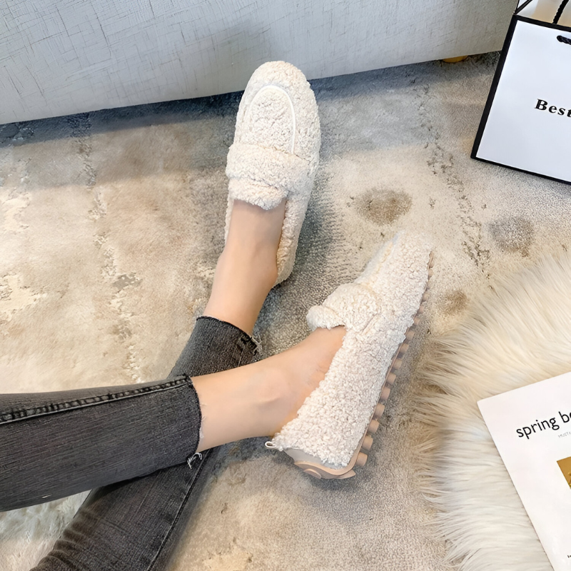 Nathalie Boutique | Loafers chaudes et confortables en laine de mouton